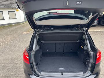 BMW 220 Active Tourer - 9
