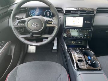 Fahrzeugabbildung Hyundai TUCSON 1.6 T-GDi 180PS DCT 48V 4WD N-LINE VOLL