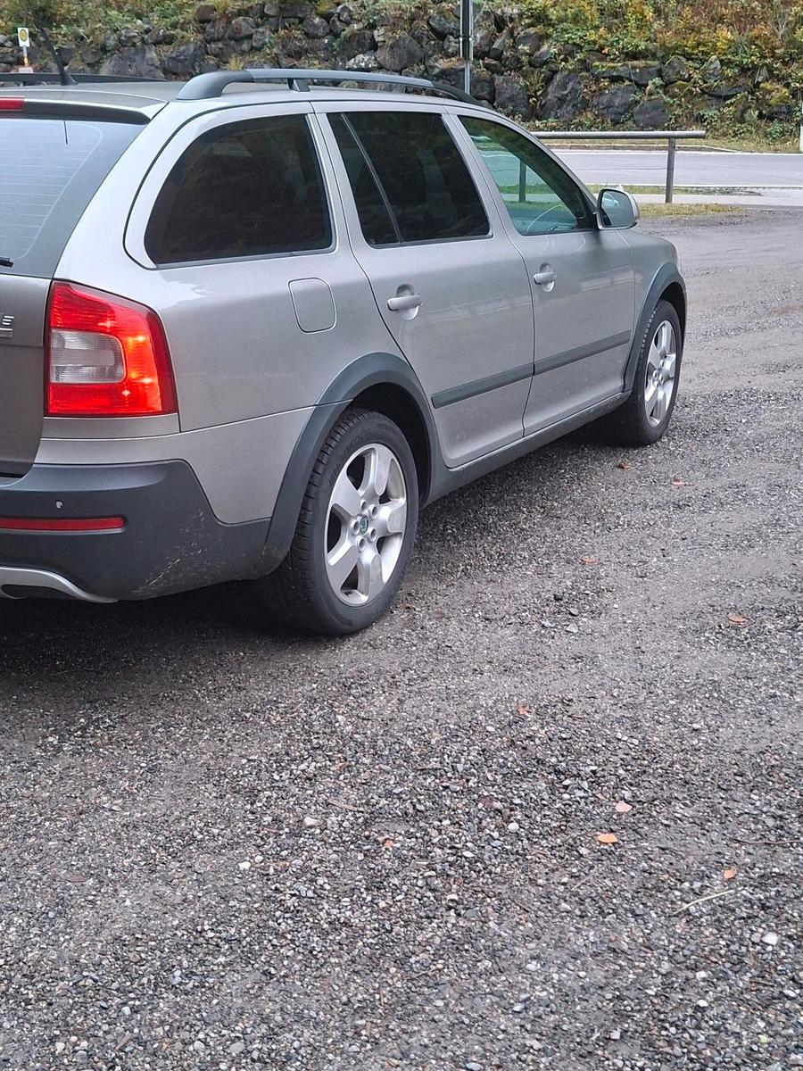 Skoda Octavia 2011 — photo 5