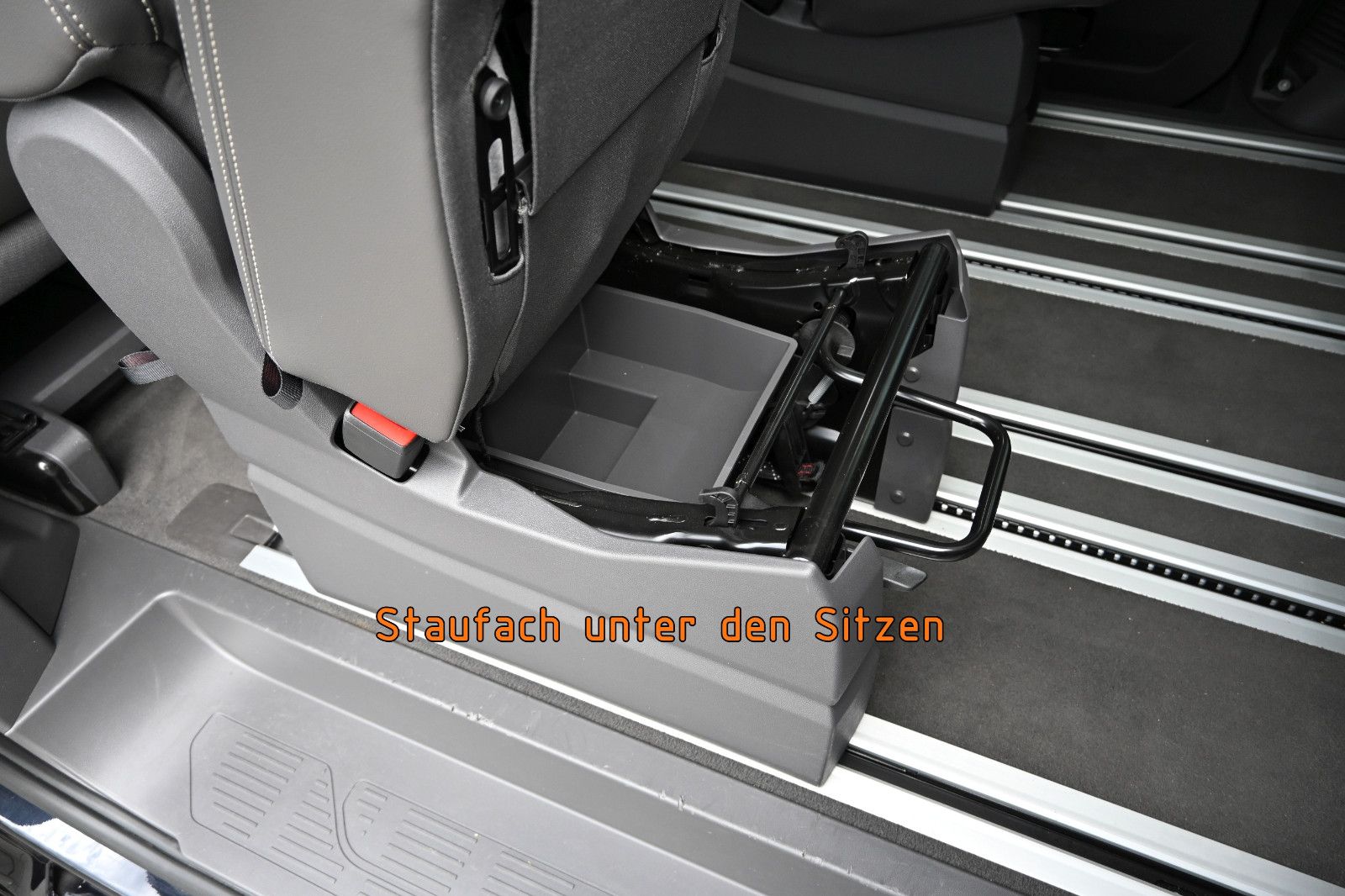 Fahrzeugabbildung Volkswagen T7 Multivan 2.0 TDI DSG Style Lang °UVP 82.348€°