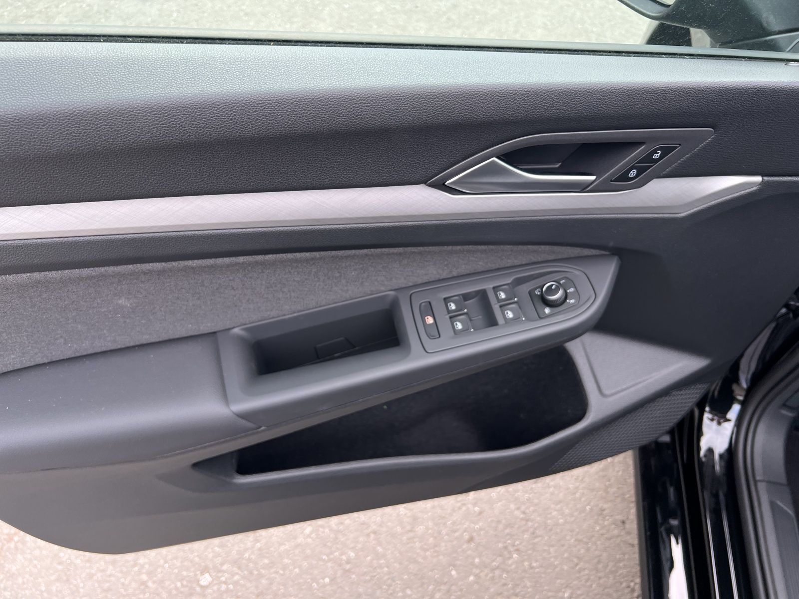 Golf VIII Variant Life 2.0 TDI DSG Navi*ACC*LED