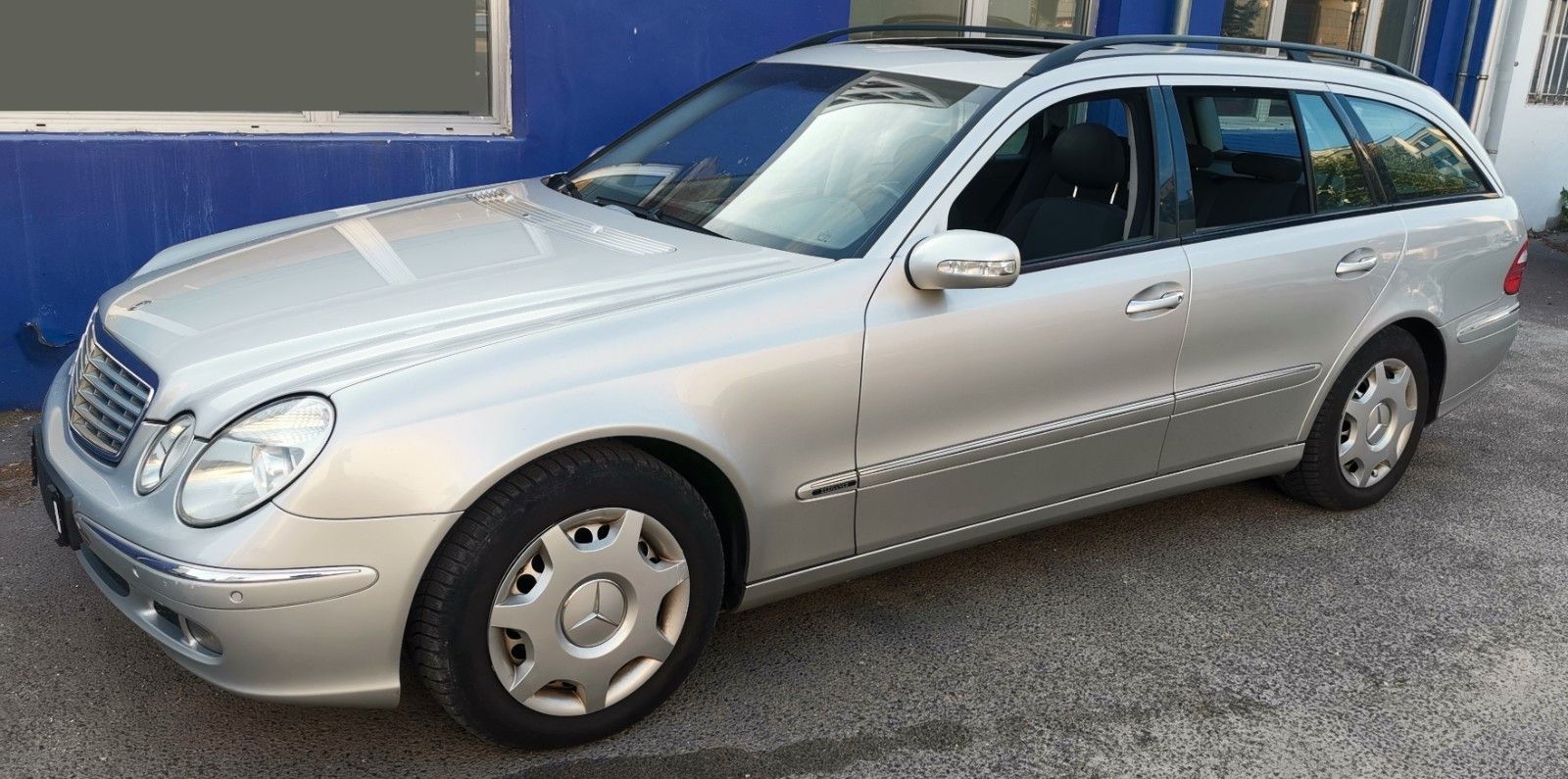 Mercedes E 220 - 1