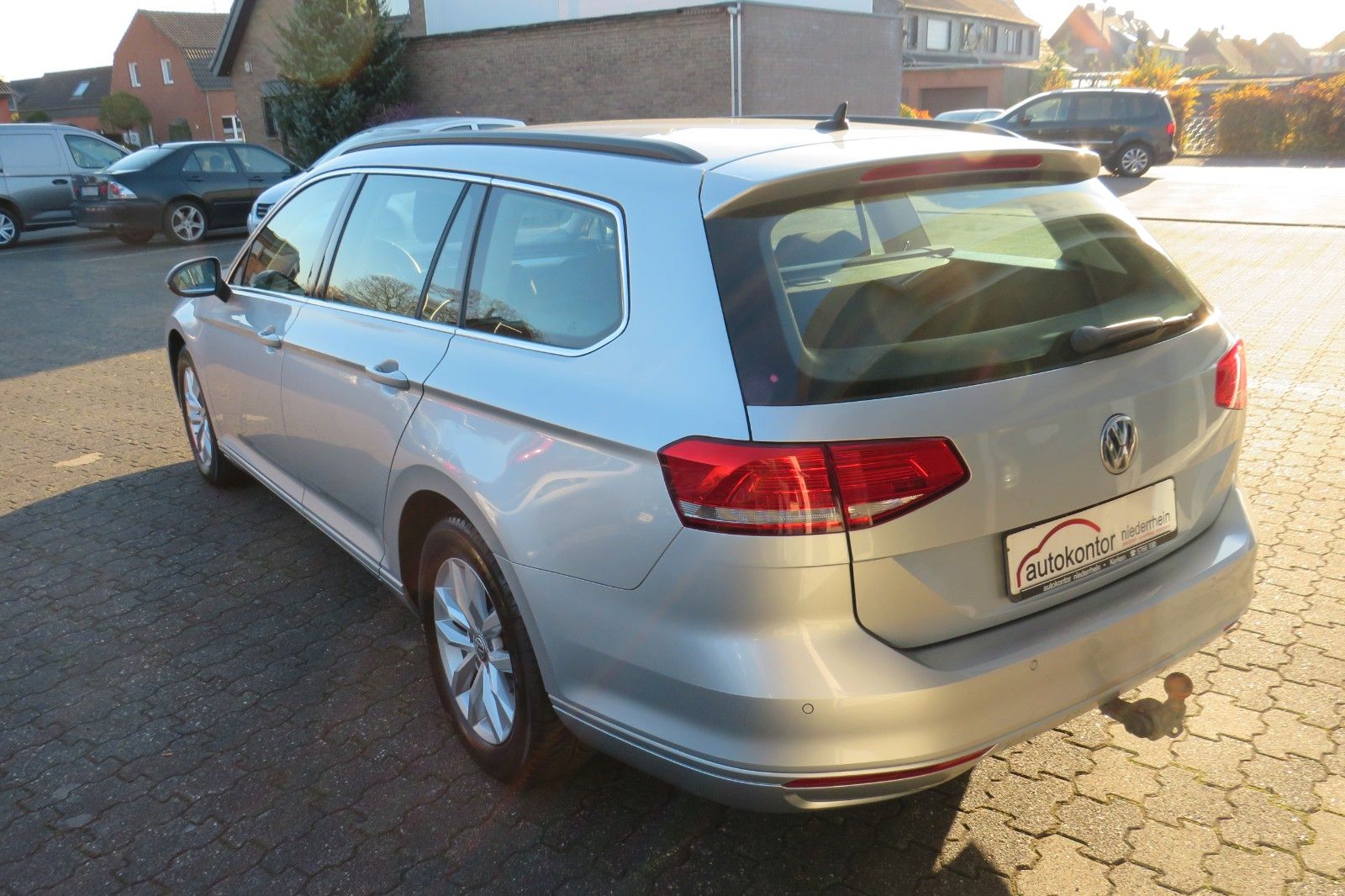 Fahrzeugabbildung Volkswagen Passat Variant Comfortline TDI DSG AHK NAVI