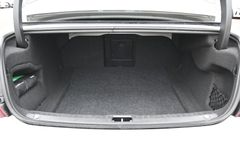 Fahrzeugabbildung Volvo S90 D5 AWD R-Design*LUFT*HUD*360*MASSAGE*21"*DAB