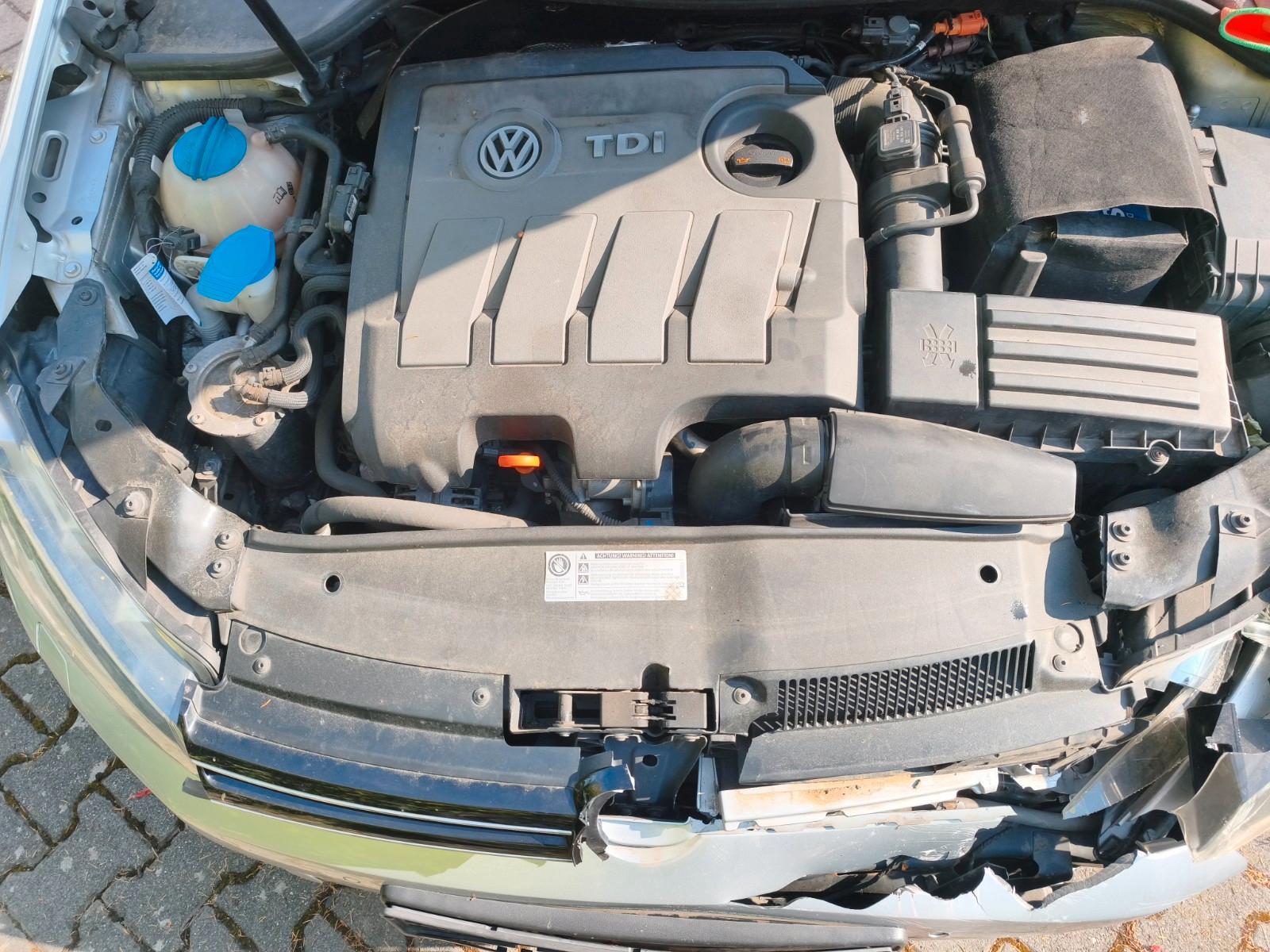 Volkswagen Golf 2012 — photo 11