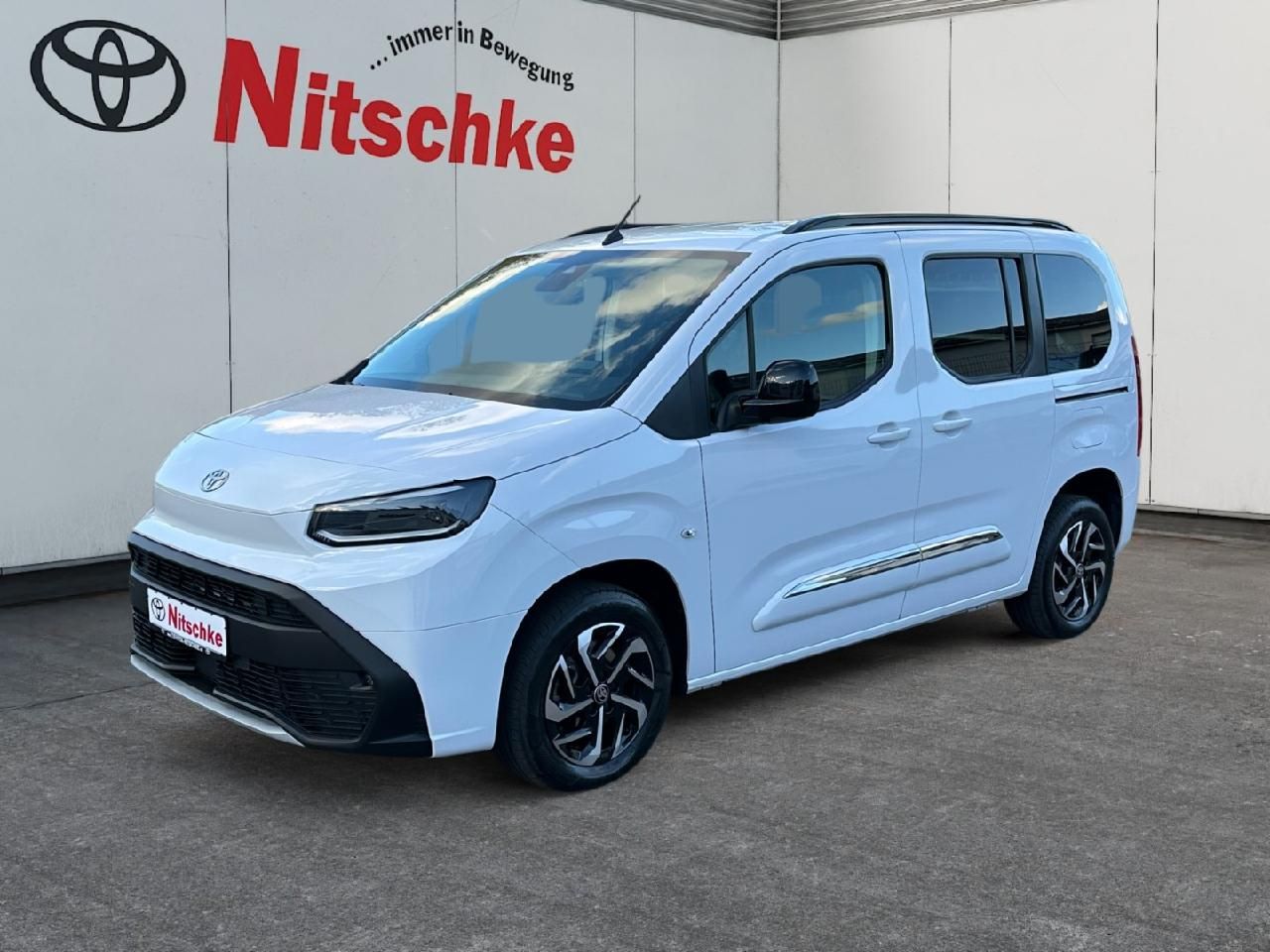 Toyota Proace City Verso L1 1,5 D-4D Team Deutschland