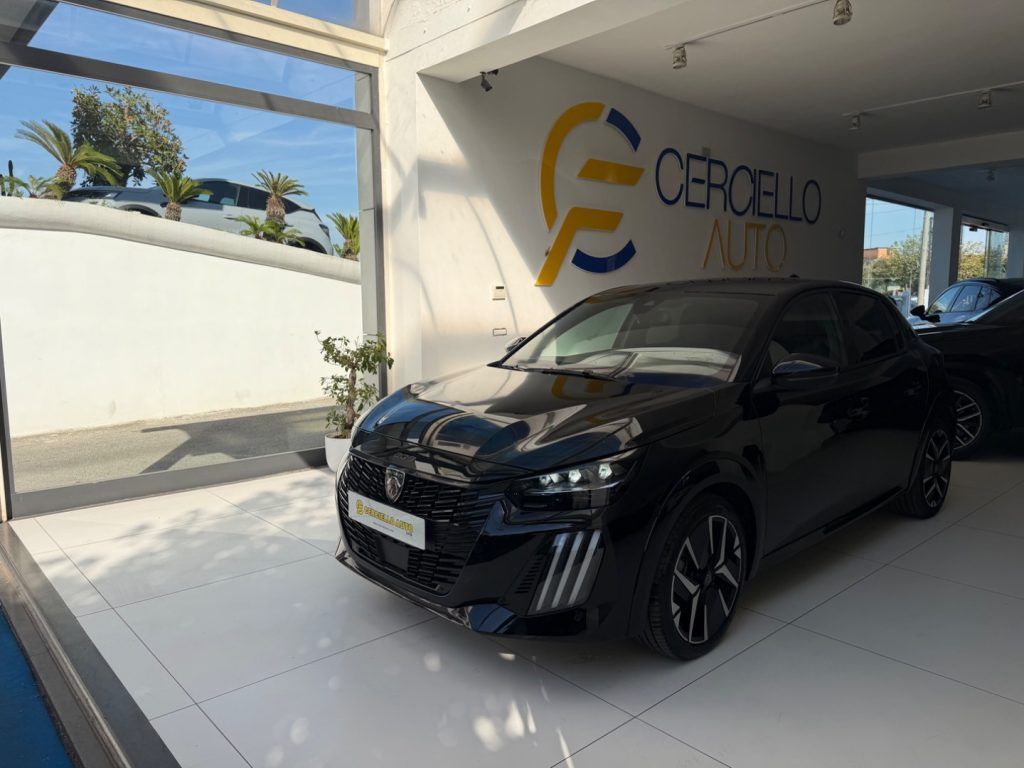 Peugeot 208 Hybrid 145 e-DCS6 GT da €210,00