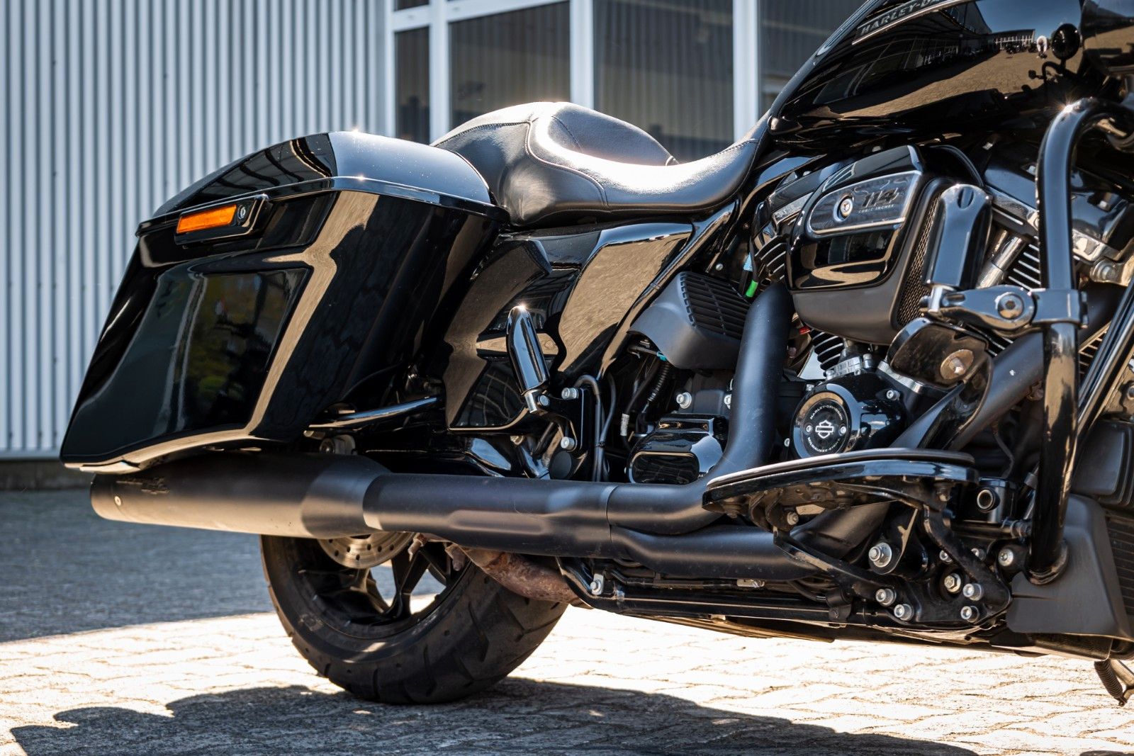 Fahrzeugabbildung Harley-Davidson ROAD KING SPECIAL 114 FLHRXS -Screamin Eagle