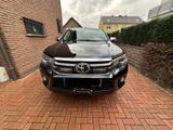 Toyota Hilux 2,4 Double Cap - Toyota Hilux mit Diesel-Antrieb