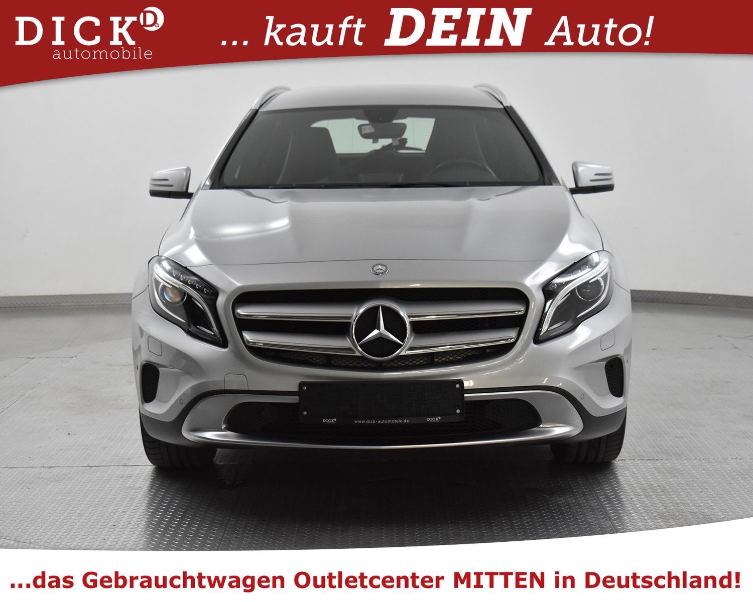 MERCEDES-BENZ GLA250 CGI Aut. Urban LEDER+SHZ+XEN+AHK+TEMP+18" - Image 3