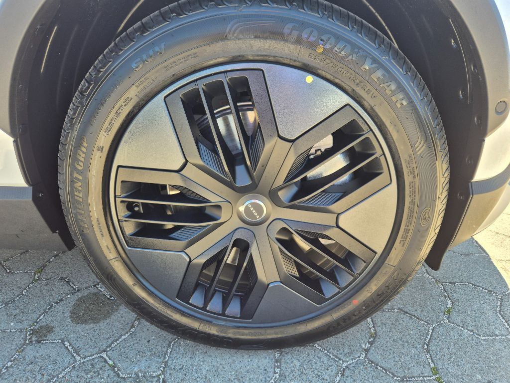 Fahrzeugabbildung Volvo EX30 Cross Country Twin Motor Perform. Ultra