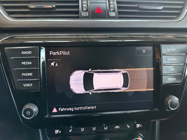 MYAUTOCENTER – Gebraucht- und Jahreswagen mit Werkstattservice in Pfaffenhofen Skoda Superb Combi Style *Bi Xenon*Klima*ACC*