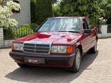 Mercedes-Benz 190 E 1.8 Sehr Gepflegtes Fahrzeug/H Zulassung/. - Mercedes-Benz 190: 1.8