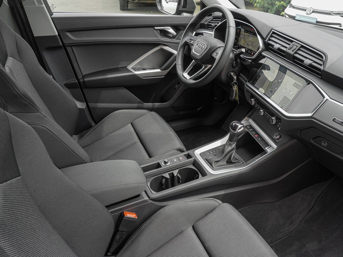 Audi Q3 Sportback 45 TFSI e S tronic AHK Navi Plus Ka foto 8