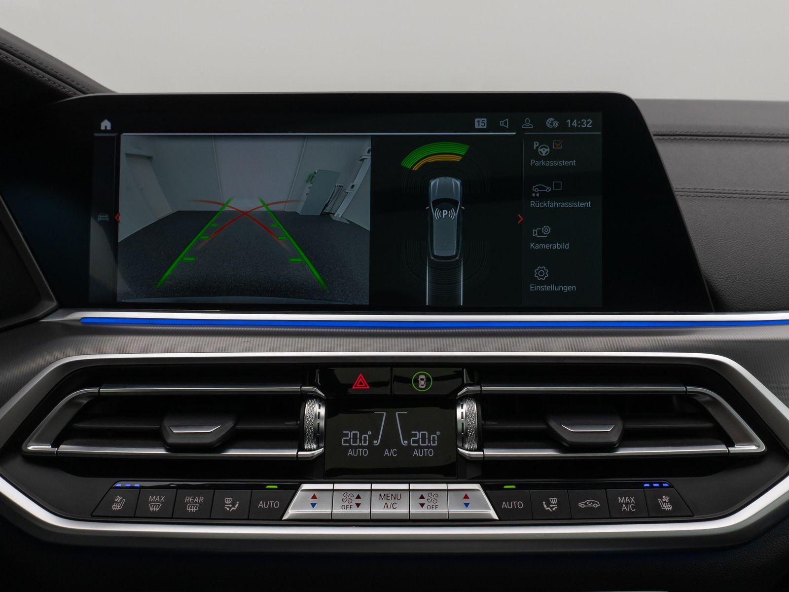 Fahrzeugabbildung BMW X5 xD40d M Sport Panorama Kamera HUD DAB HiFi