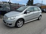 Mercedes-Benz B 200 Automatik+Klima+Panorama+PDC+AHK