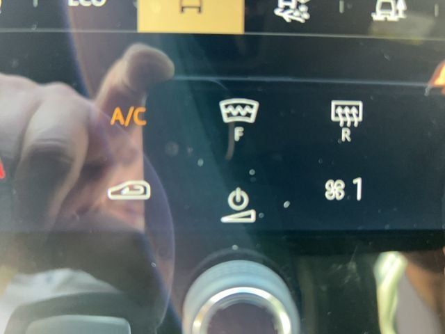 Fahrzeugabbildung Land Rover Range Rover Velar P250 Navi 360° Kamera AHK-abne