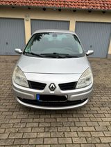 Renault Scenic Conquest 1.6 16V  - Renault Scenic mit Benzin-Antrieb: Kleinbus, Conquest