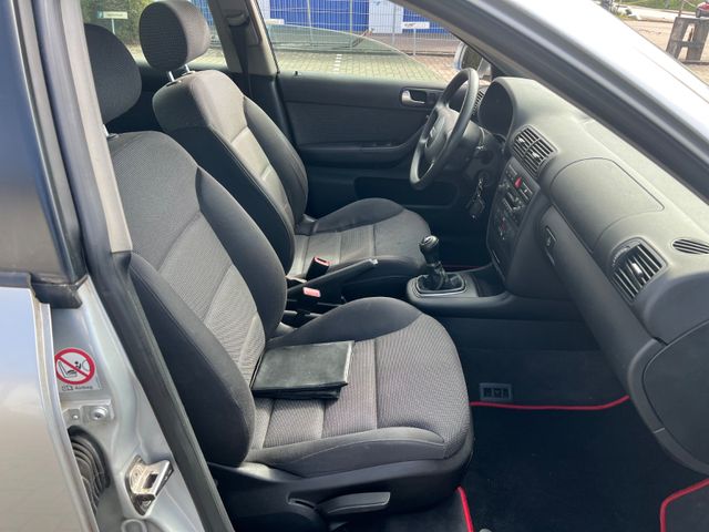 Fahrzeugabbildung Audi A3 1.6 Auto Ambition