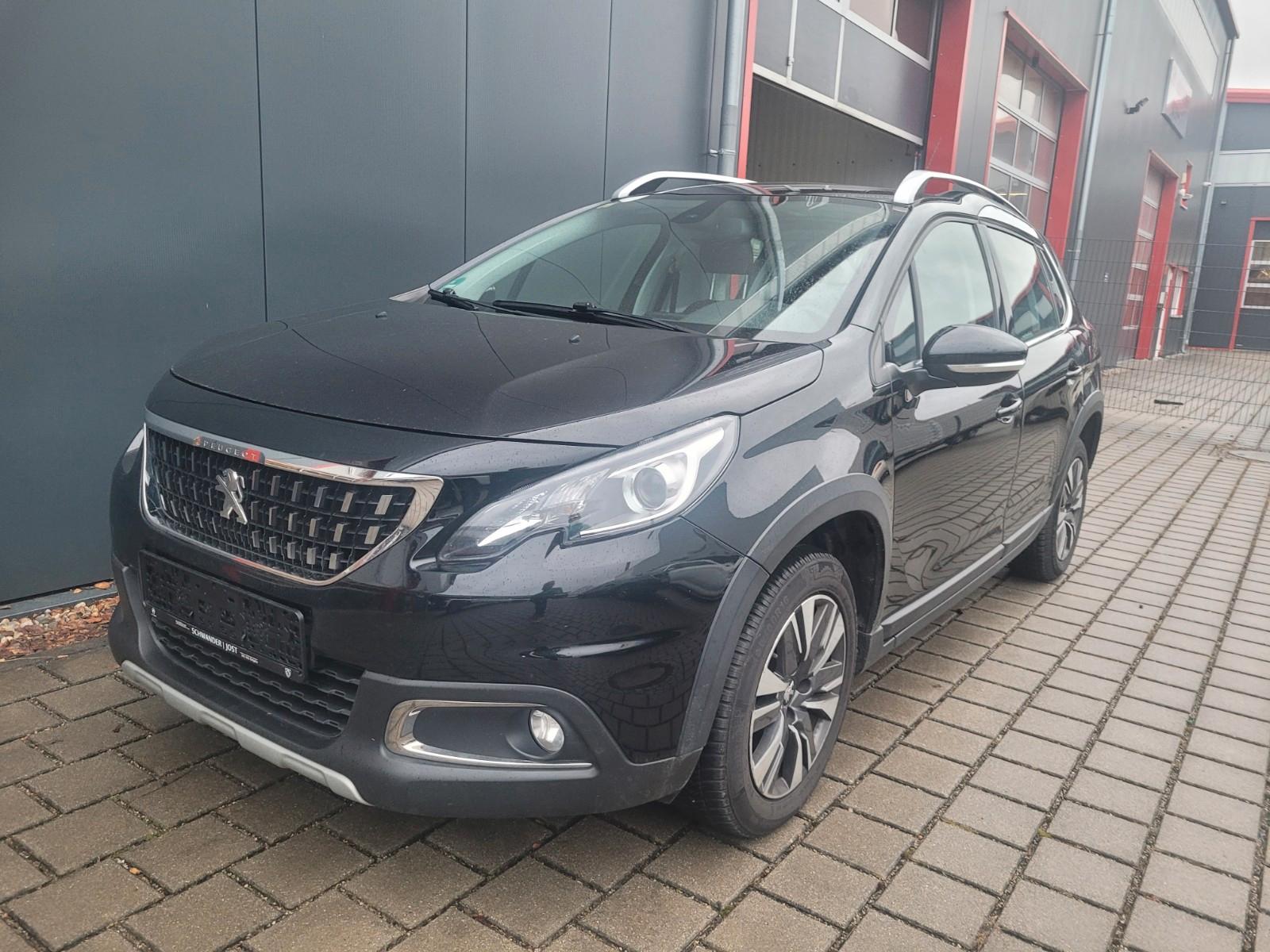 Peugeot 2008 1.2 e-THP Allure Panorama, Navi, Kamera