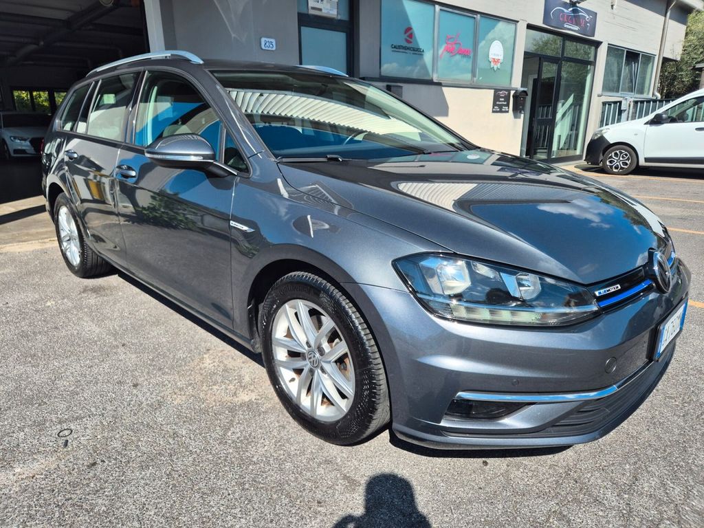 Image of Volkswagen Golf