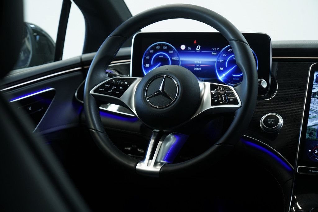 Mercedes Benz Eqe