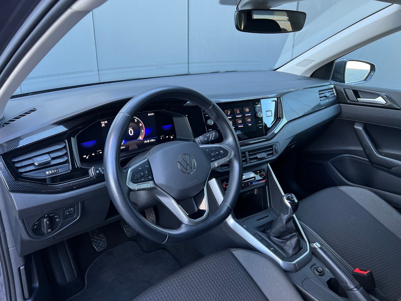 Fahrzeugabbildung Volkswagen Polo 1.0 TSI Life *AppConnect, Sitzheizung, ACC*