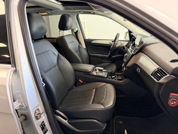 Mercedes GLE 300 - 9