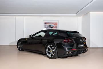 صورة 5 لـ 2020 Ferrari GTC4LUSSO