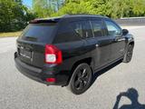 Jeep Compass Sport 4x2*2-HAND+TÜV:01.2027+KLIMA+TEMPO - Jeep Compass Sport mit Benzin-Antrieb