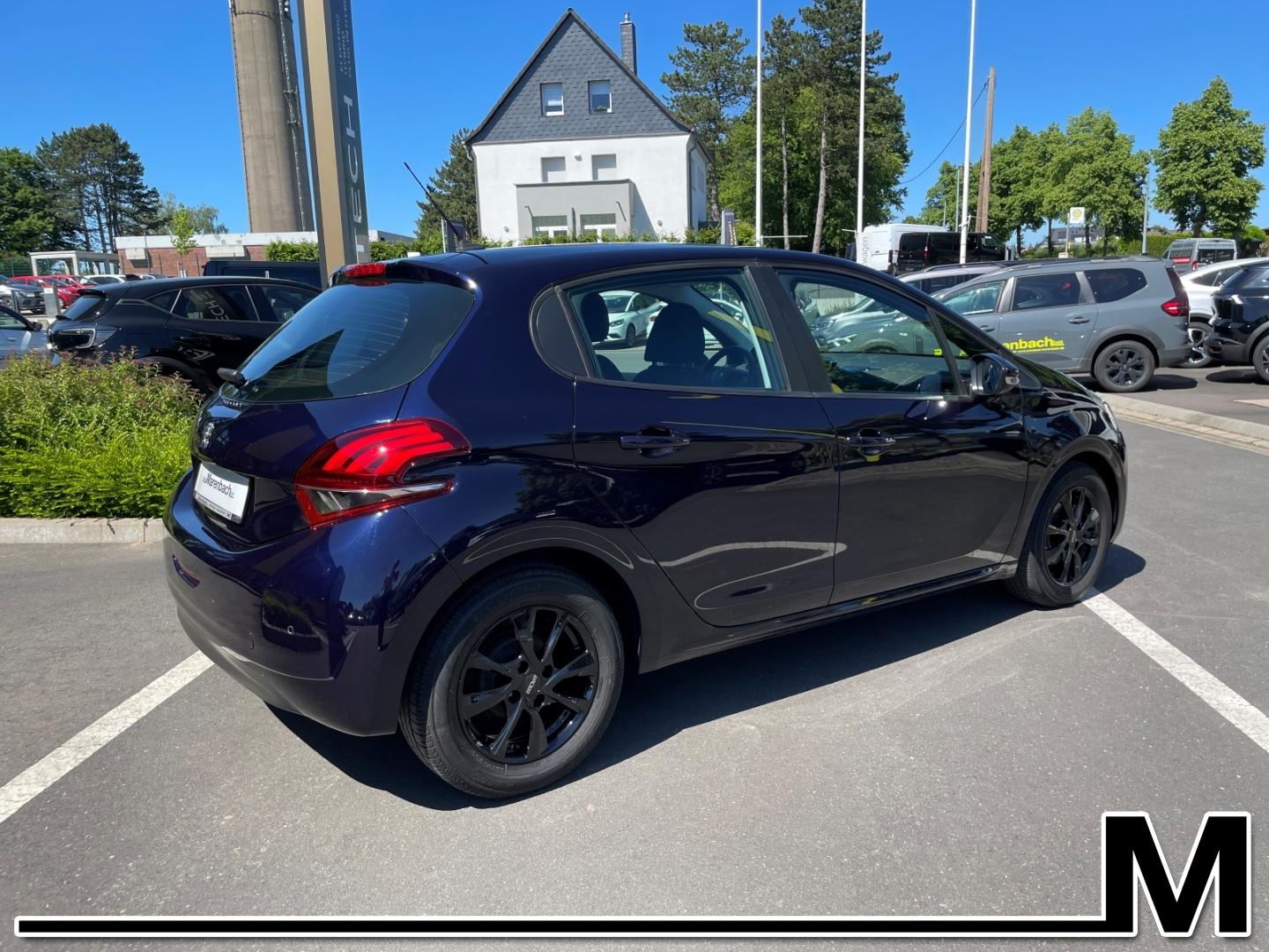 Peugeot 208 Active PureTech + Sitzheizung + Klima + WKR