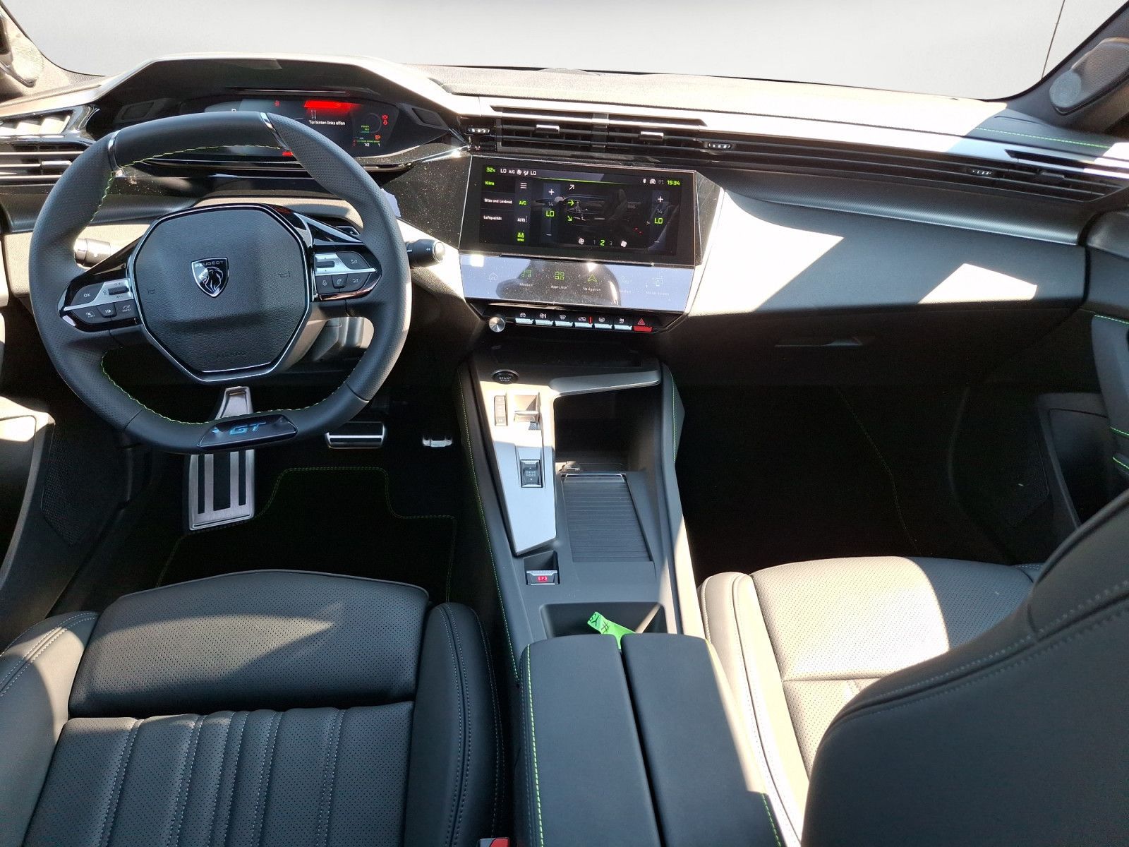 Peugeot 408 - Bild 12