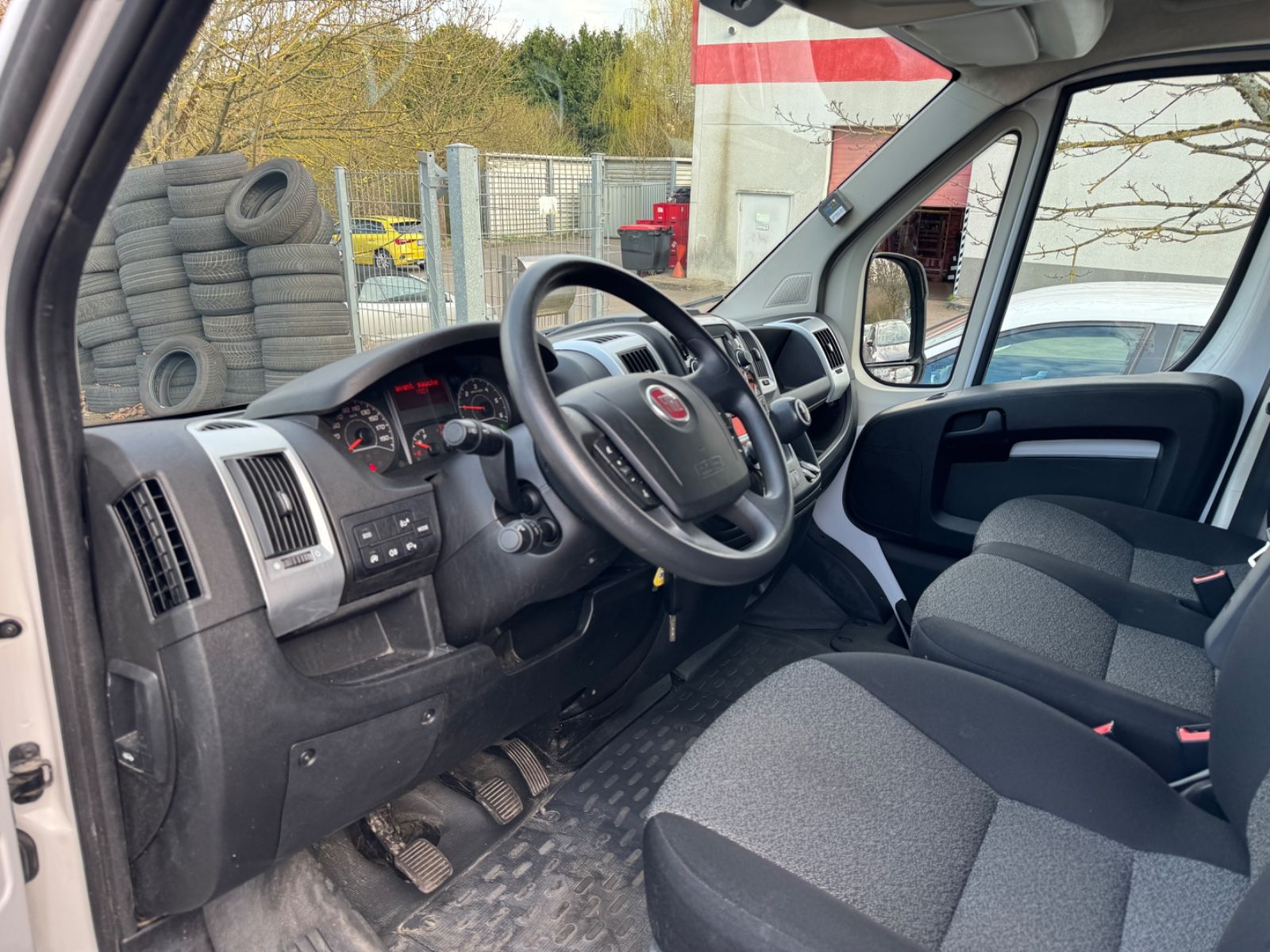 Fahrzeugabbildung Fiat Ducato Hochr.-Kasten 35 140 L2H2 RS: 3450 mm