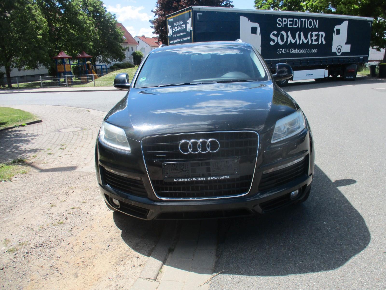 Audi Q7 3.0 TDI quattro/S LINE+AHK+TÜV NEU !!!
