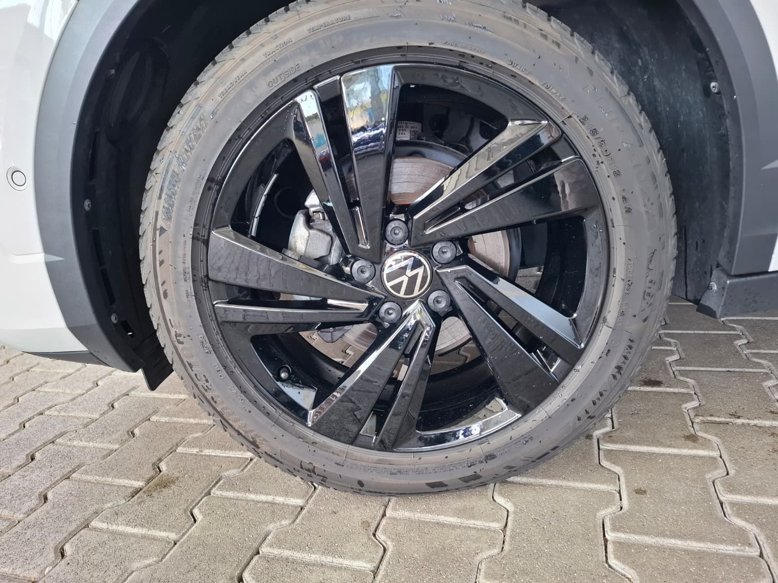 Fahrzeugabbildung Volkswagen T-Roc Cabriolet R-Line Edit. Karmann 1,5 TSI DSG