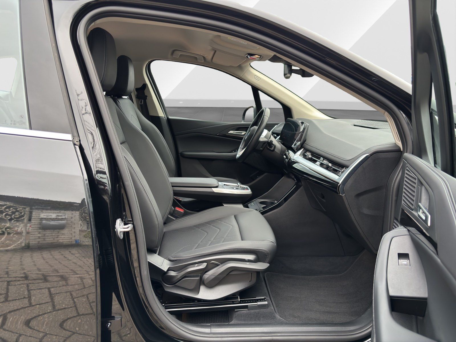 BMW 220 Active Tourer - Bild 11