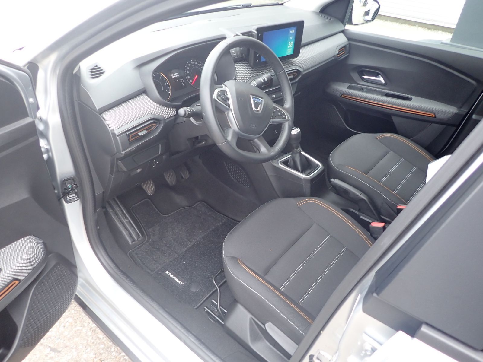 Fahrzeugabbildung Dacia Sandero III Stepway Comfort