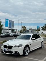 BMW F10 530xd LCi - BMW 530: F10