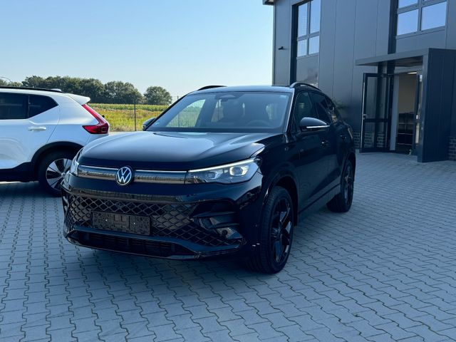 Volkswagen Tiguan R-Line 2.0 TDI 4M R-Line Pano AHK Massage