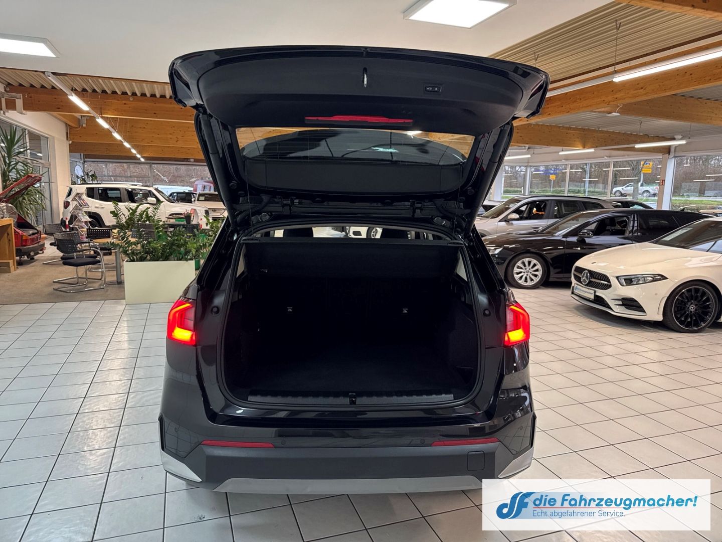 Fahrzeugabbildung BMW X1 20 d xDrive Park-Assistent Navi Digitales Coc