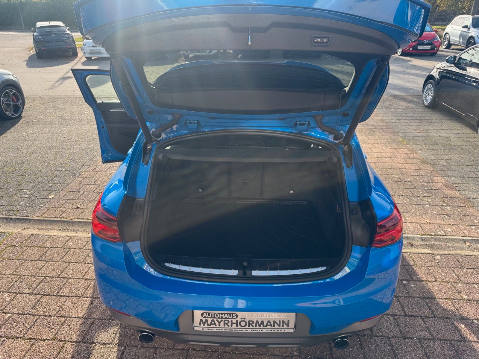 Fahrzeugabbildung BMW X2 xDrive20i M Sport X Steptronic M Paket Kamera