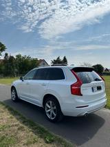 Volvo XC90 D5 AWD mit Standheizung  - Volvo XC90 von privat