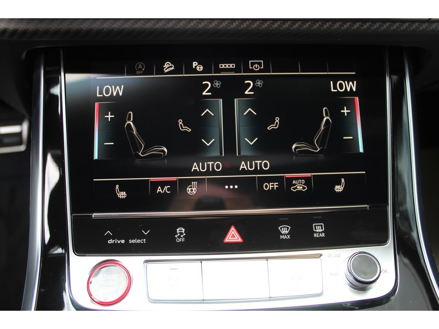 SQ7 4.0TFSI qu.Tiptr.- S-Sitze*Carbon*Pano*B&O!!