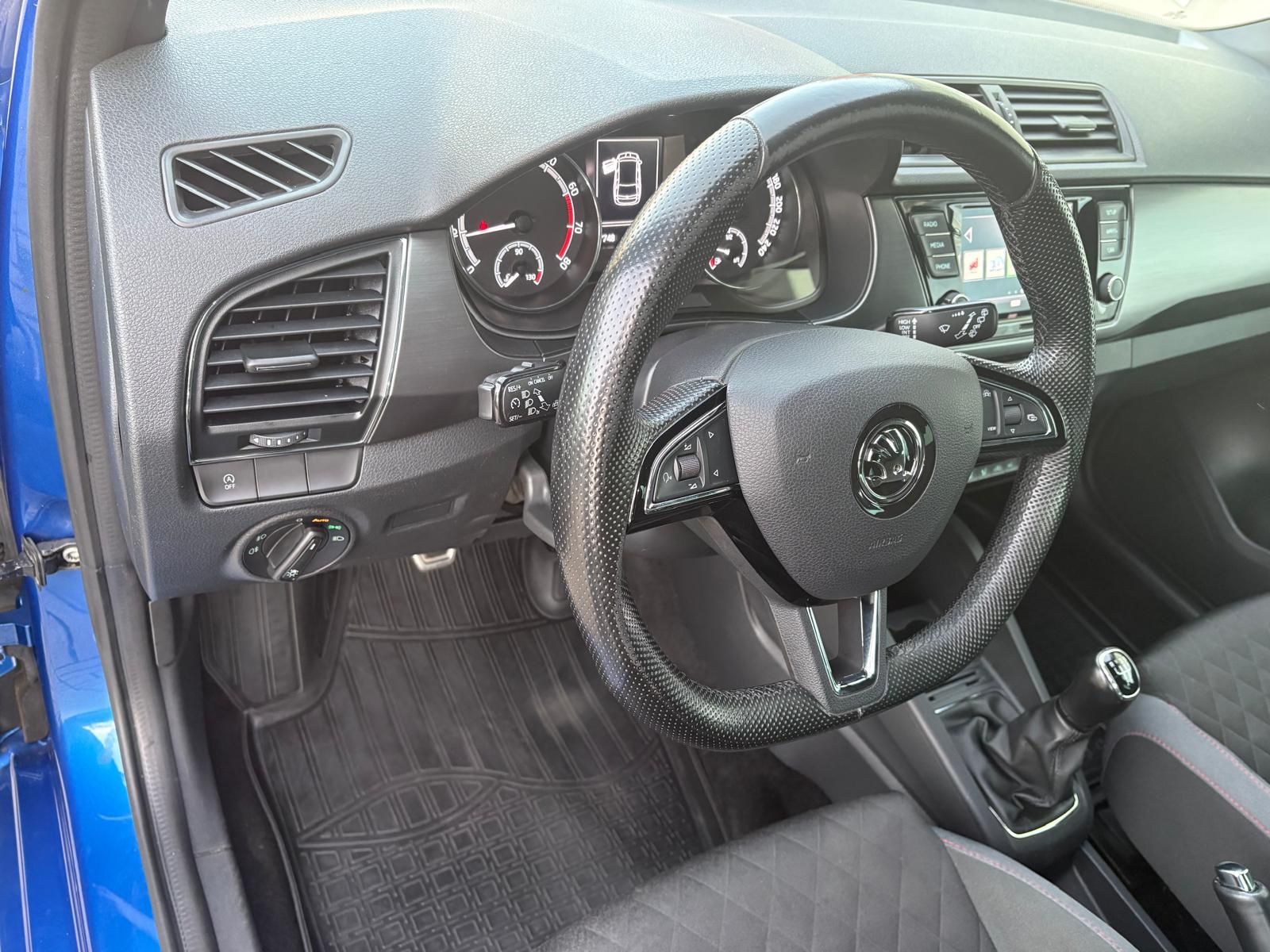 Fahrzeugabbildung SKODA Fabia Combi Style/ unfallfrei
