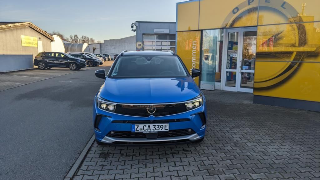 Autohaus Zimpel & Franke -  Opel Grandland PHEV Ultimate 165 kW 224 PS AT8 - Bild 2