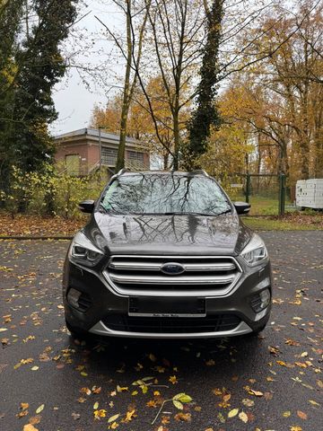 Ford Kuga 2.0 TDCi Titanium 4x4 / AWD