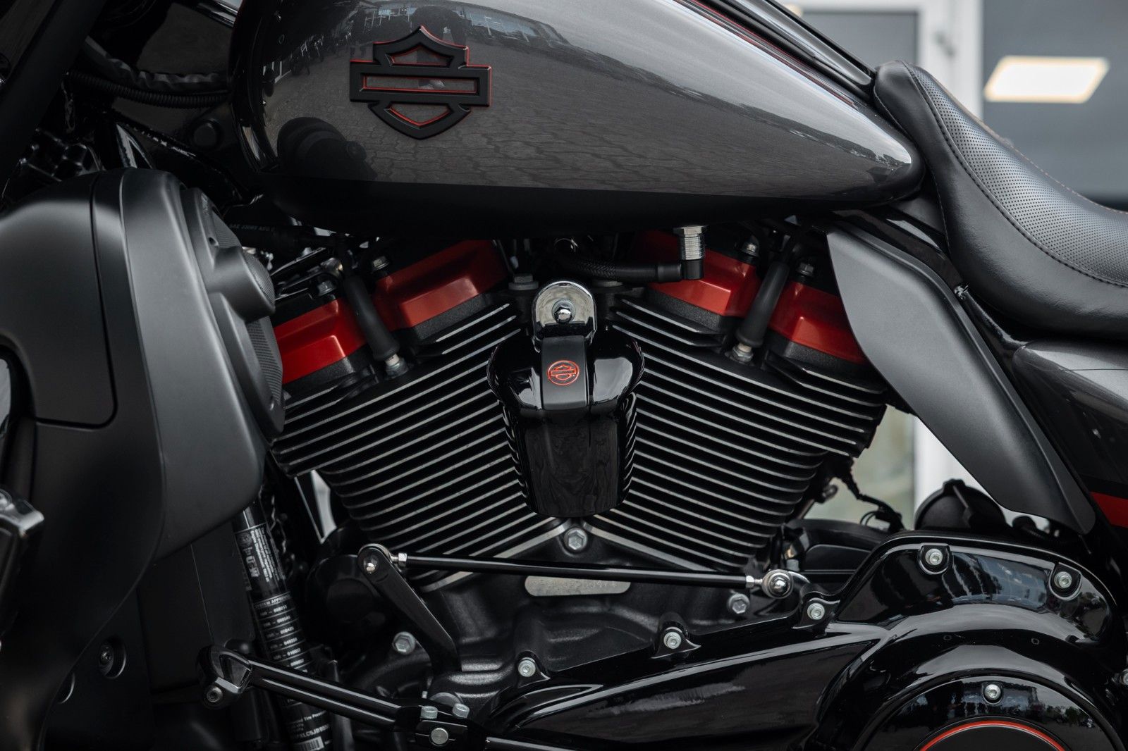 Fahrzeugabbildung Harley-Davidson CVO STREET GLIDE 117 FLHXSE - KESSTECH
