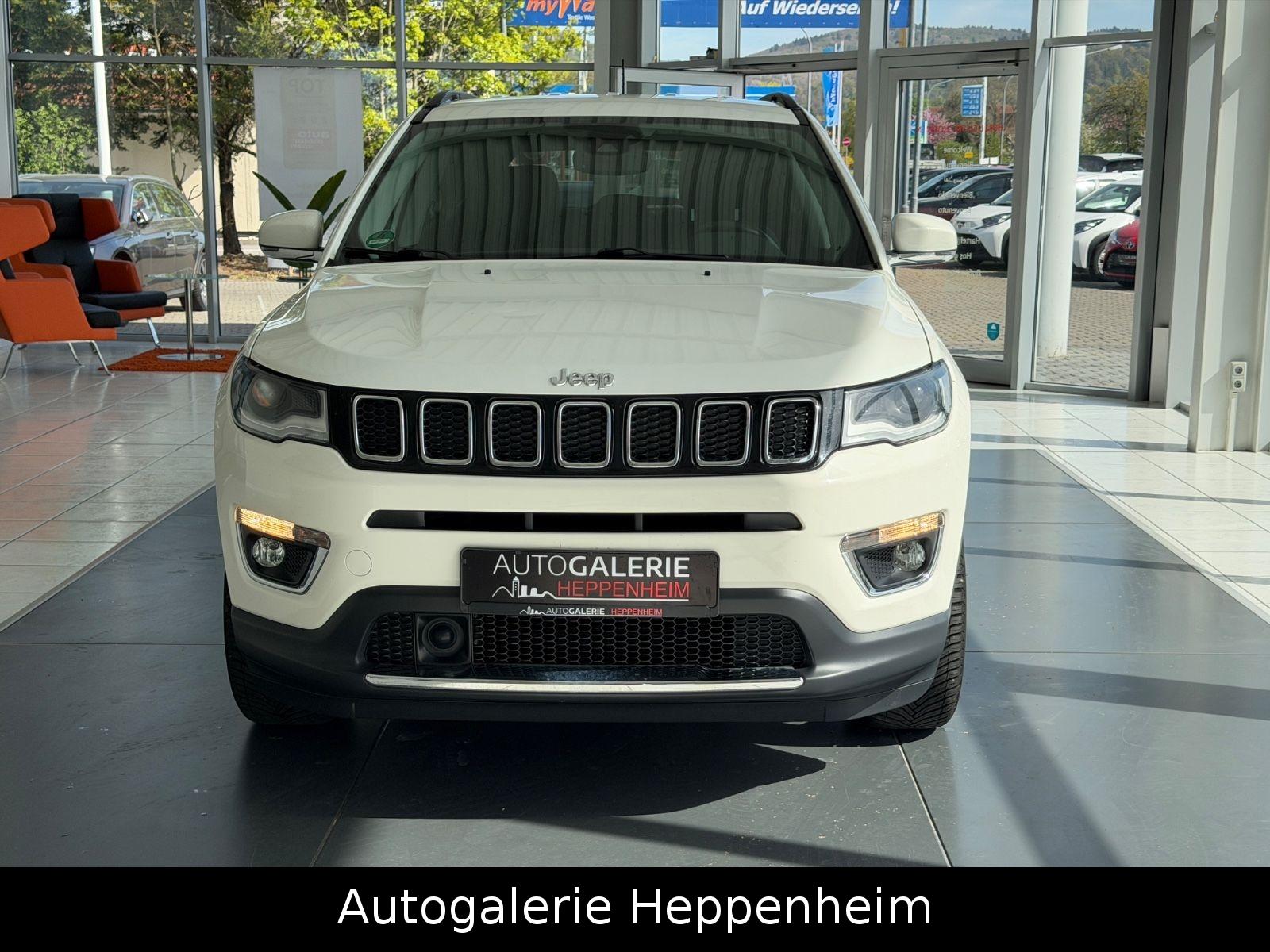 Jeep Compass Limited 4WD/AUT/NAVI/1.HAND