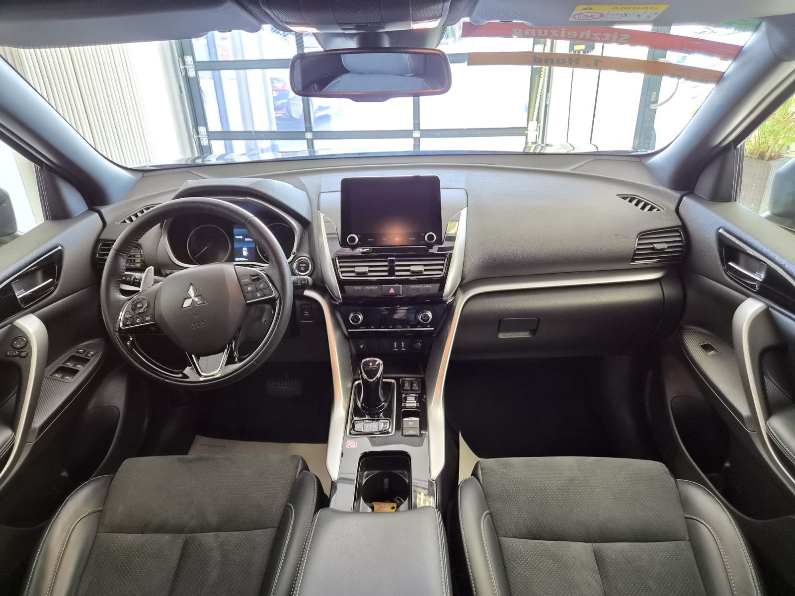 Fahrzeugabbildung Mitsubishi Eclipse Cross / KAMERA / 1. Hand PLUG IN