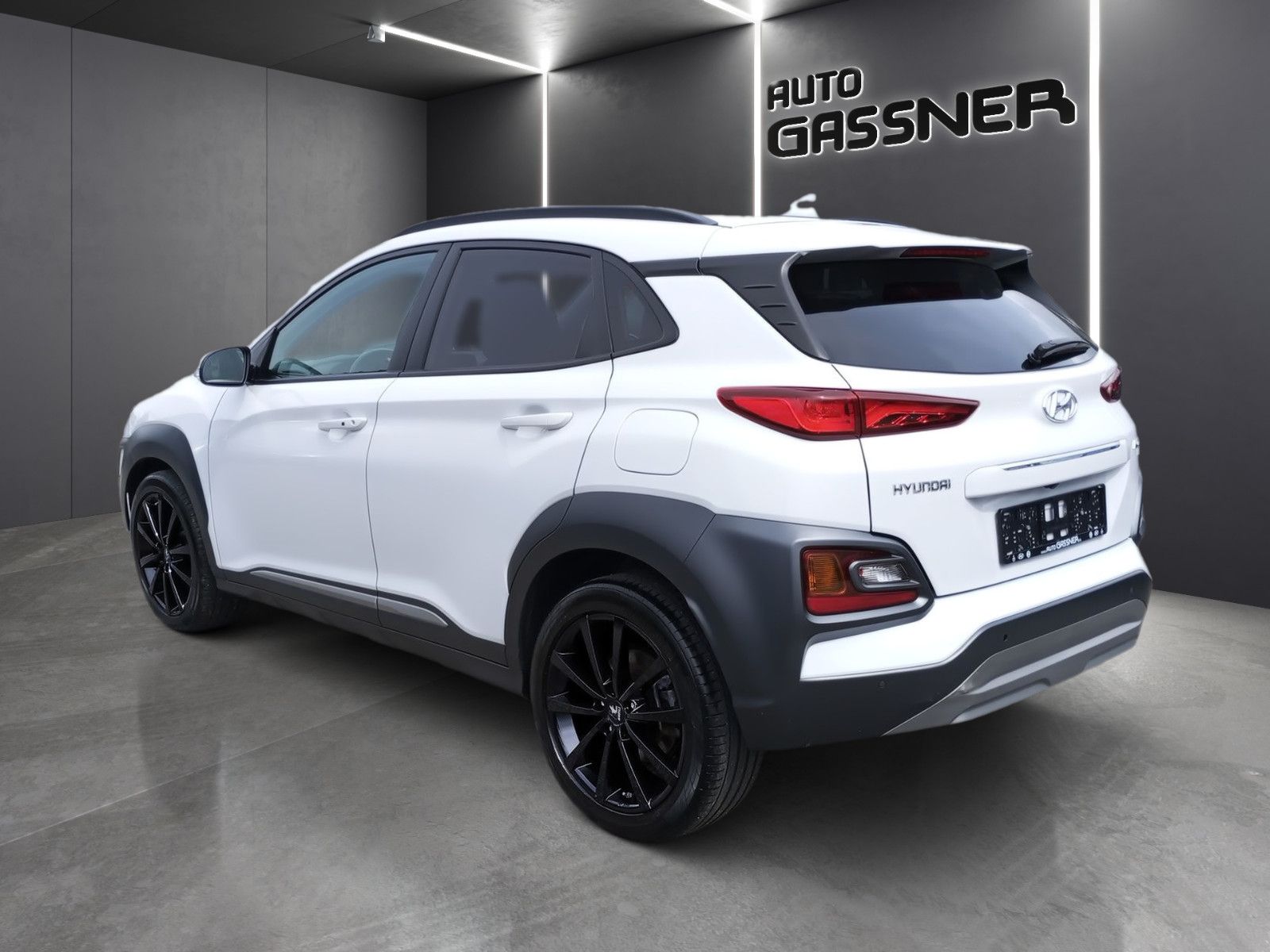 Fahrzeugabbildung Hyundai KONA 1.6 T-GDI Premium DCT 4WD Sitzp. Navi SD